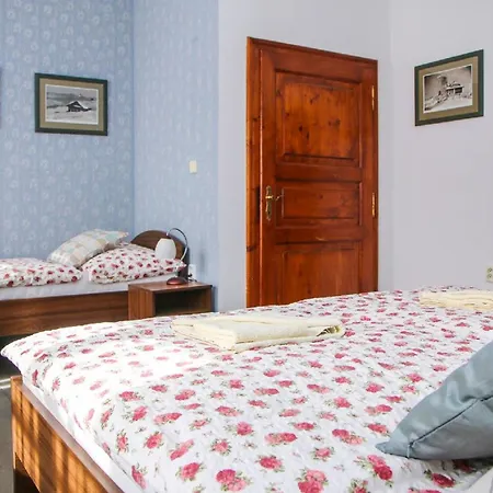 Mini Abraka & Apartmanhotel