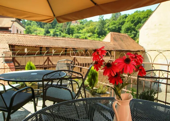 Mini Abraka & Lägenhetshotell