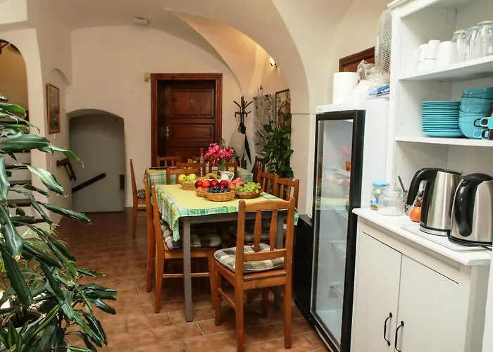 Mini Abraka & Lejlighedshotel