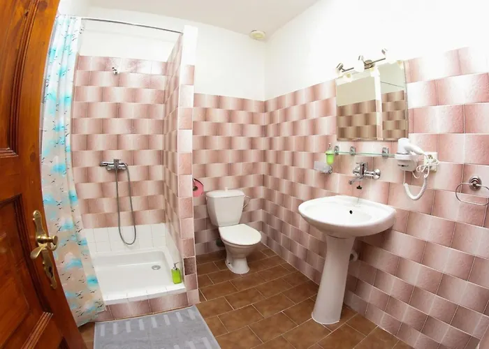 Mini Abraka & Lägenhetshotell